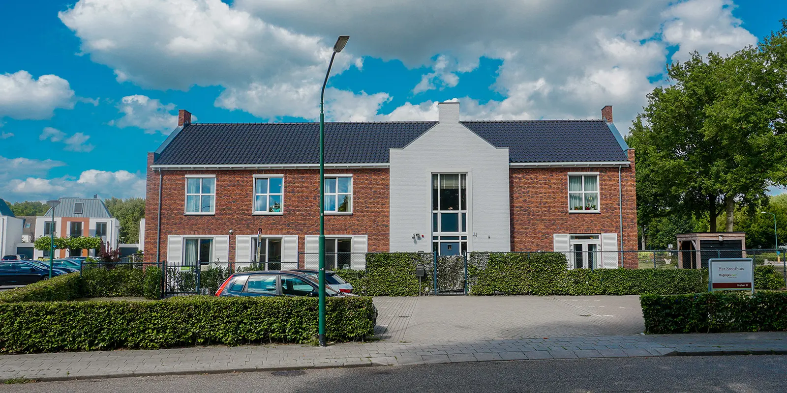 Een foto van Het Stoofhuis van Dagelijks Leven waar mensen met dementie kleinschalig en betaalbaar wonen in een particuliere zorginstelling