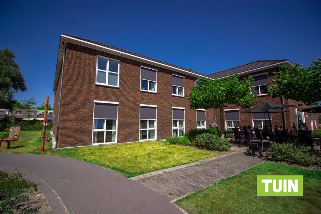 Een foto van Het Beemdhuis van Dagelijks Leven waar mensen met dementie kleinschalig en betaalbaar wonen in een particuliere zorginstelling