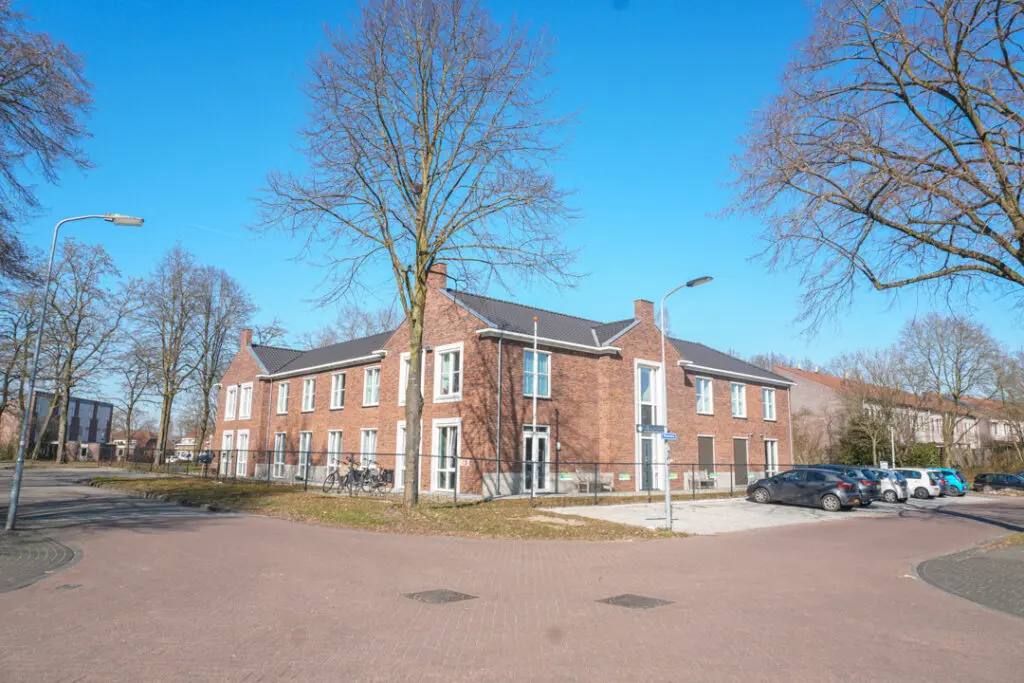 Een foto van Het IJkenberghuis van Dagelijks Leven waar mensen met dementie kleinschalig en betaalbaar wonen in een particuliere zorginstelling
