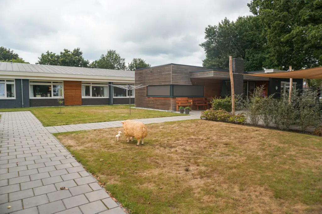 Een foto van Het Rietveldhuis van Dagelijks Leven waar mensen met dementie kleinschalig en betaalbaar wonen in een particuliere zorginstelling