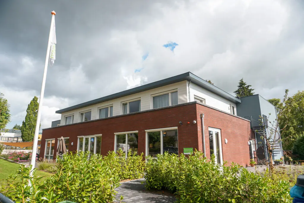 Een foto van Het Zevenheuvelenhuis van Dagelijks Leven waar mensen met dementie kleinschalig en betaalbaar wonen in een particuliere zorginstelling