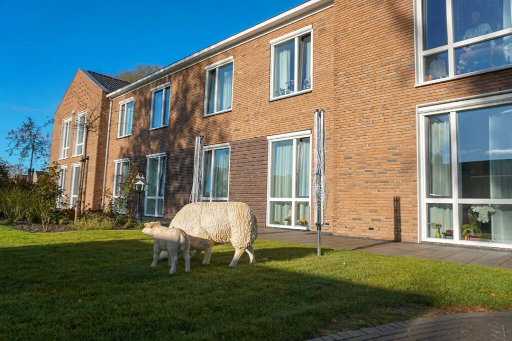 Een foto van Het Greidenhuis van Dagelijks Leven waar mensen met dementie kleinschalig en betaalbaar wonen in een particuliere zorginstelling