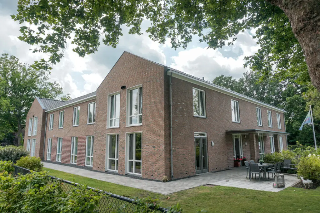 Een foto van Het Icarushuis van Dagelijks Leven waar mensen met dementie kleinschalig en betaalbaar wonen in een particuliere zorginstelling