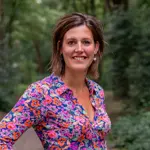Linda de Kleijn is locatiemanager van Het Antoniushuis, een woonzorglocatie voor mensen met dementie van Dagelijks Leven in Venray.