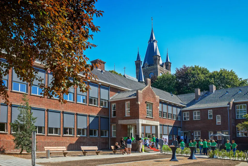 Een foto van Het Poirtershuis van Dagelijks Leven waar mensen met dementie kleinschalig en betaalbaar wonen in een particuliere zorginstelling