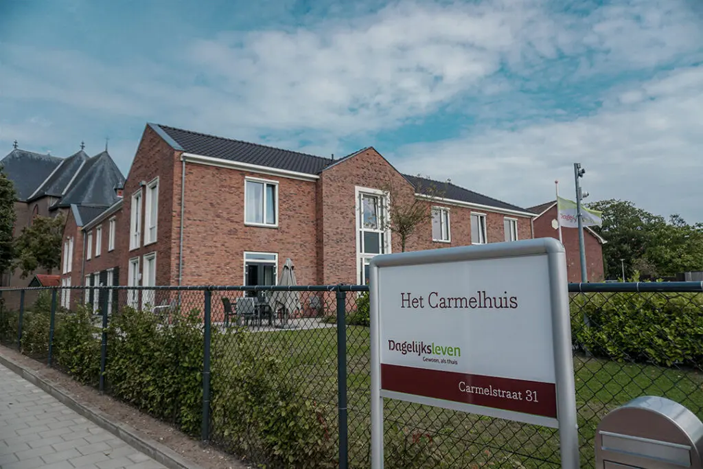 Een foto van Het Carmelhuis van Dagelijks Leven waar mensen met dementie kleinschalig en betaalbaar wonen in een particuliere zorginstelling