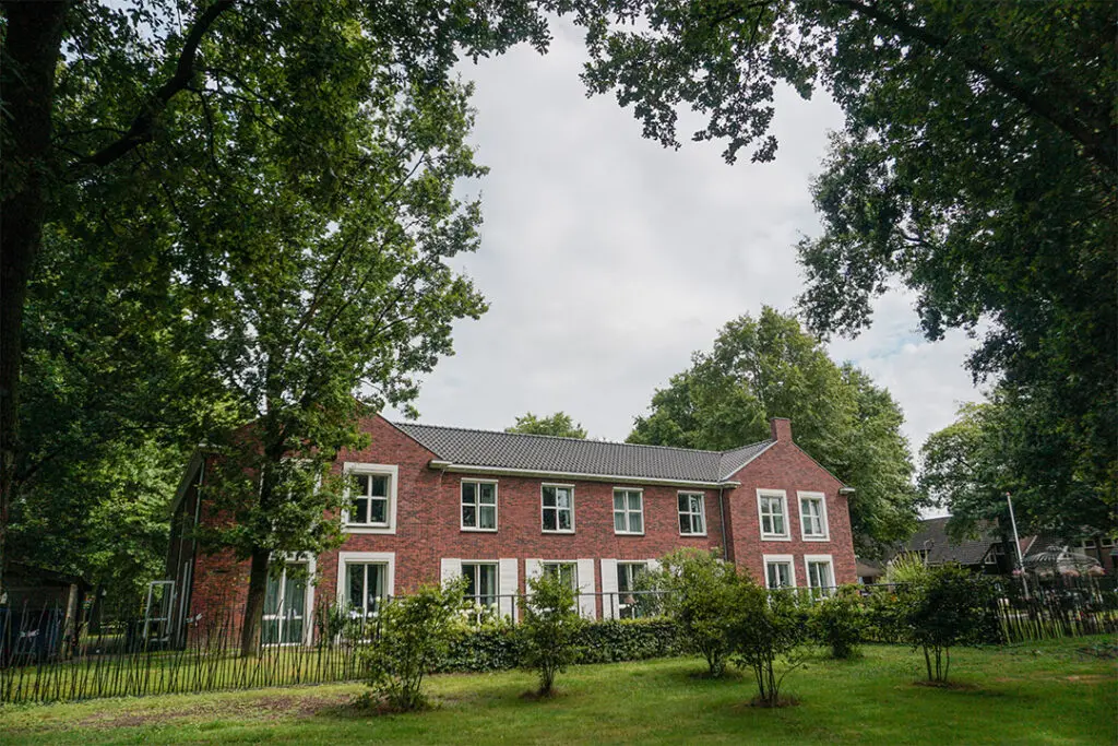 Een foto van Het Ussenhuis van Dagelijks Leven waar mensen met dementie kleinschalig en betaalbaar wonen in een particuliere zorginstelling