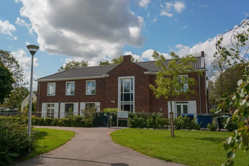 Een foto van Het Anjerhuis van Dagelijks Leven waar mensen met dementie kleinschalig en betaalbaar wonen in een particuliere zorginstelling