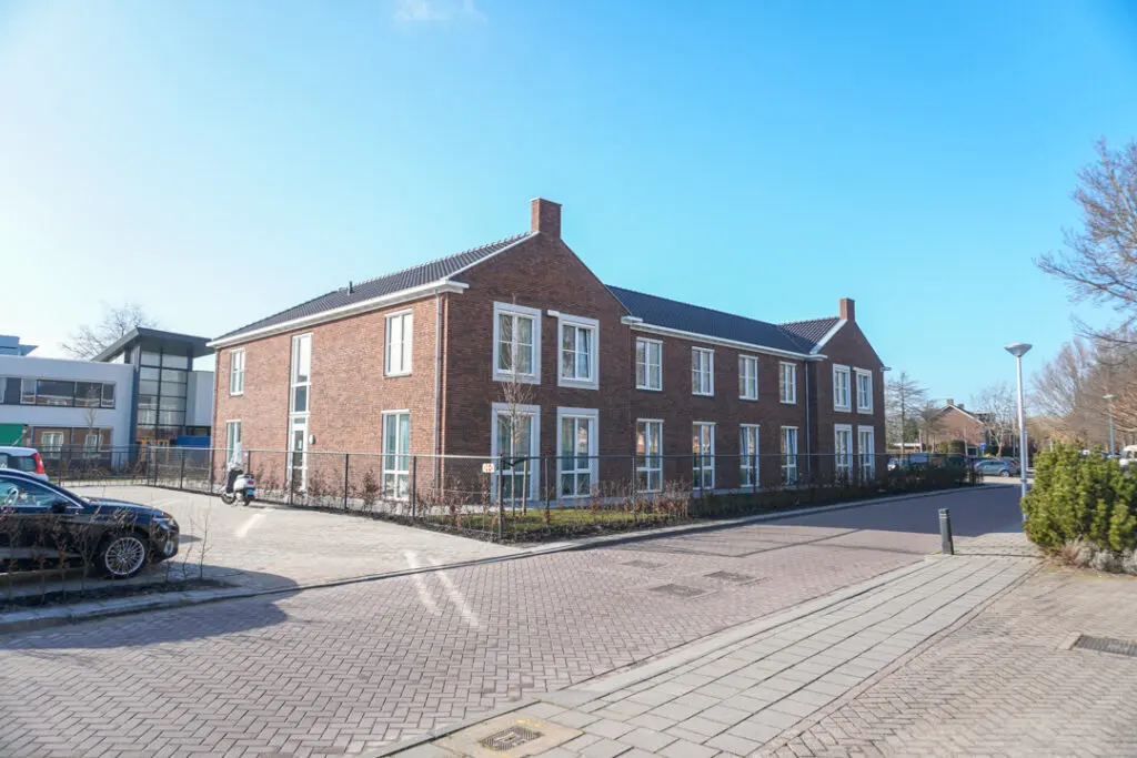 Een foto van Het Braassemhuis van Dagelijks Leven waar mensen met dementie kleinschalig en betaalbaar wonen in een particuliere zorginstelling