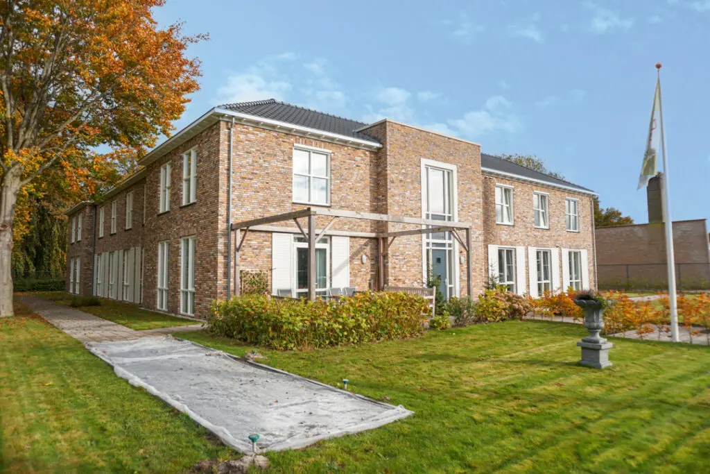 Een foto van Het Voetelinkhuis van Dagelijks Leven waar mensen met dementie kleinschalig en betaalbaar wonen in een particuliere zorginstelling