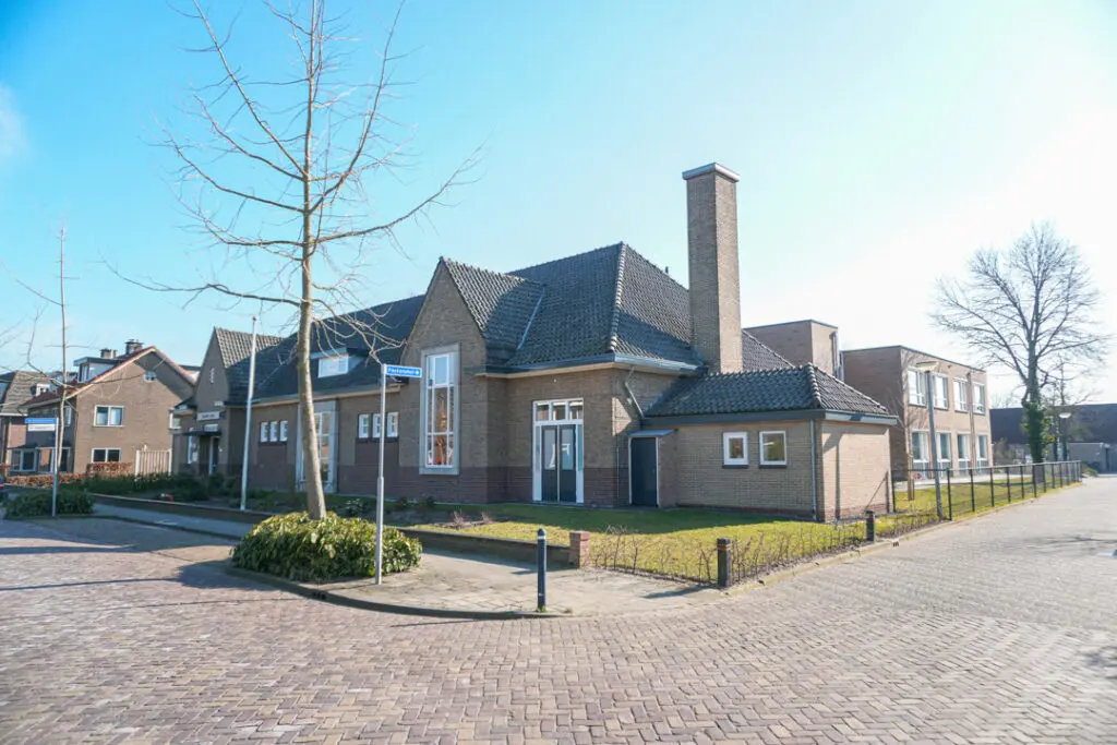 Een foto van Het Hovenhuis van Dagelijks Leven waar mensen met dementie kleinschalig en betaalbaar wonen in een particuliere zorginstelling