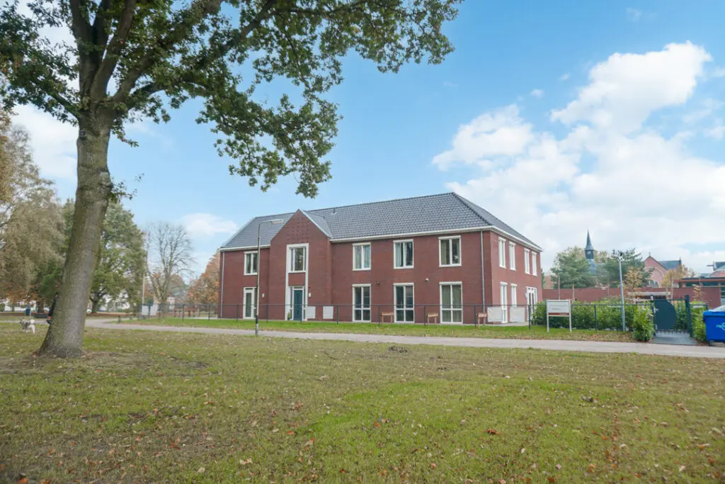 Een foto van Het Antoniushuis van Dagelijks Leven waar mensen met dementie kleinschalig en betaalbaar wonen in een particuliere zorginstelling