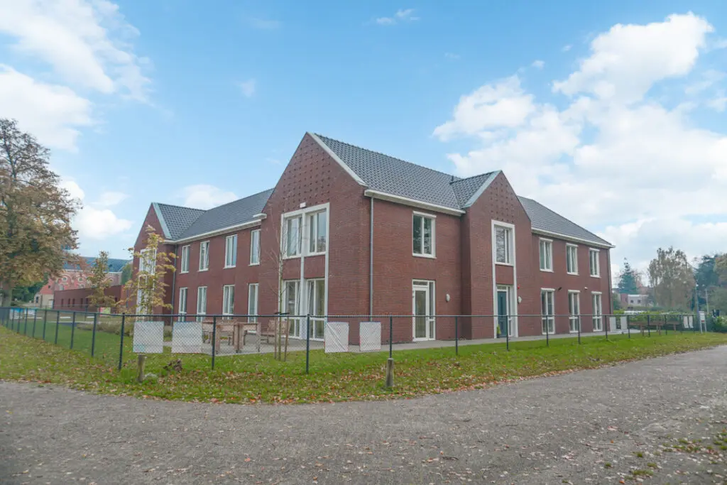 Een foto van Het Antoniushuis van Dagelijks Leven waar mensen met dementie kleinschalig en betaalbaar wonen in een particuliere zorginstelling