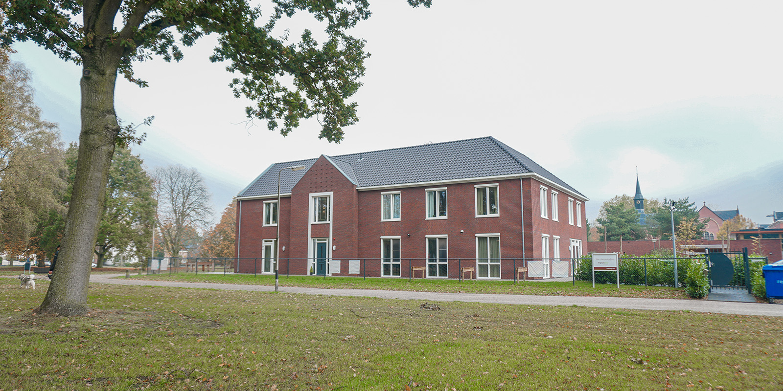 Het Antoniushuis in Venray is een kleinschalige en betaalbare woonzorglocatie voor mensen met dementie