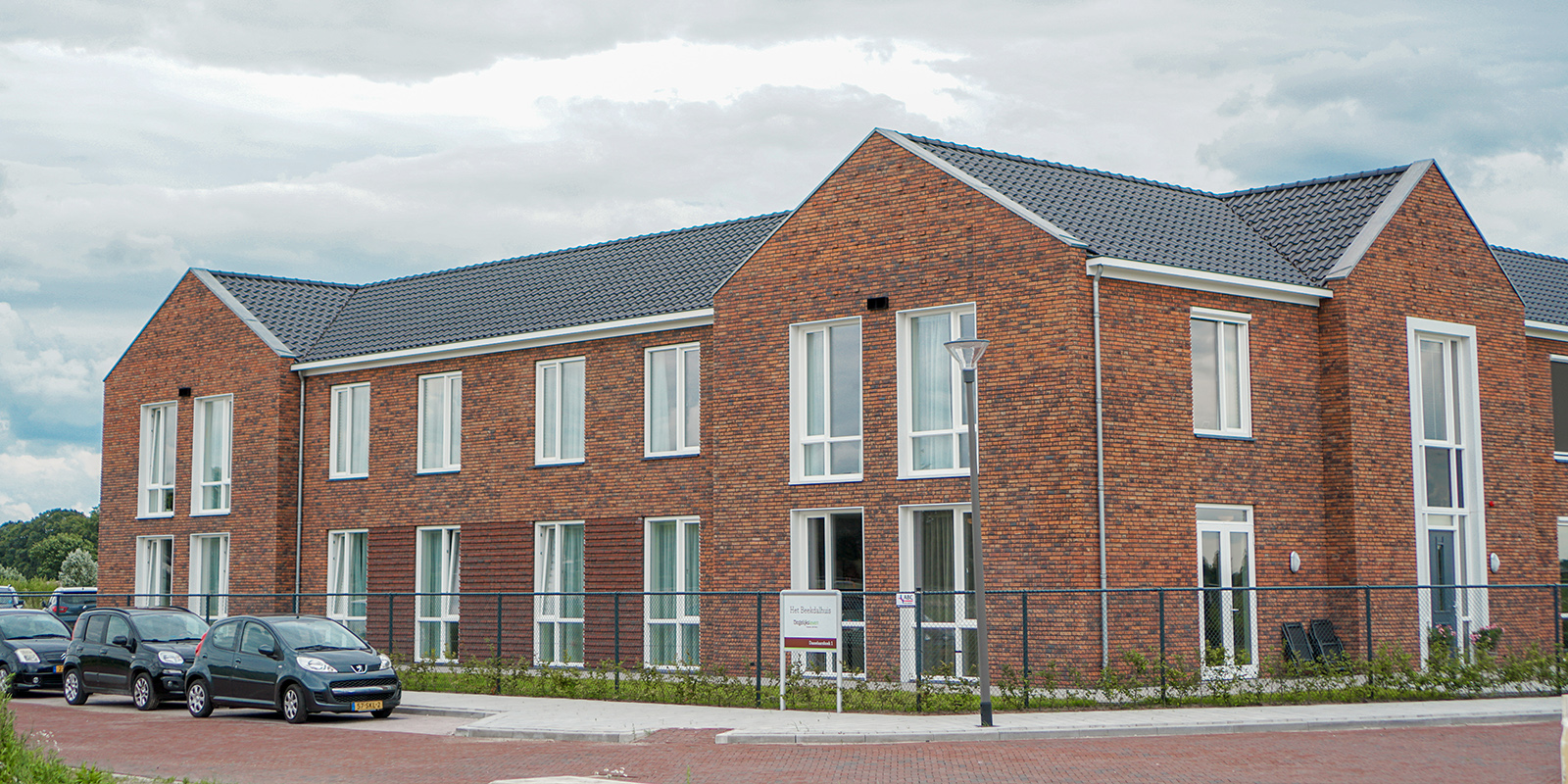 Het Beekdalhuis in Wierden is een kleinschalige en betaalbare woonzorglocatie voor mensen met dementie
