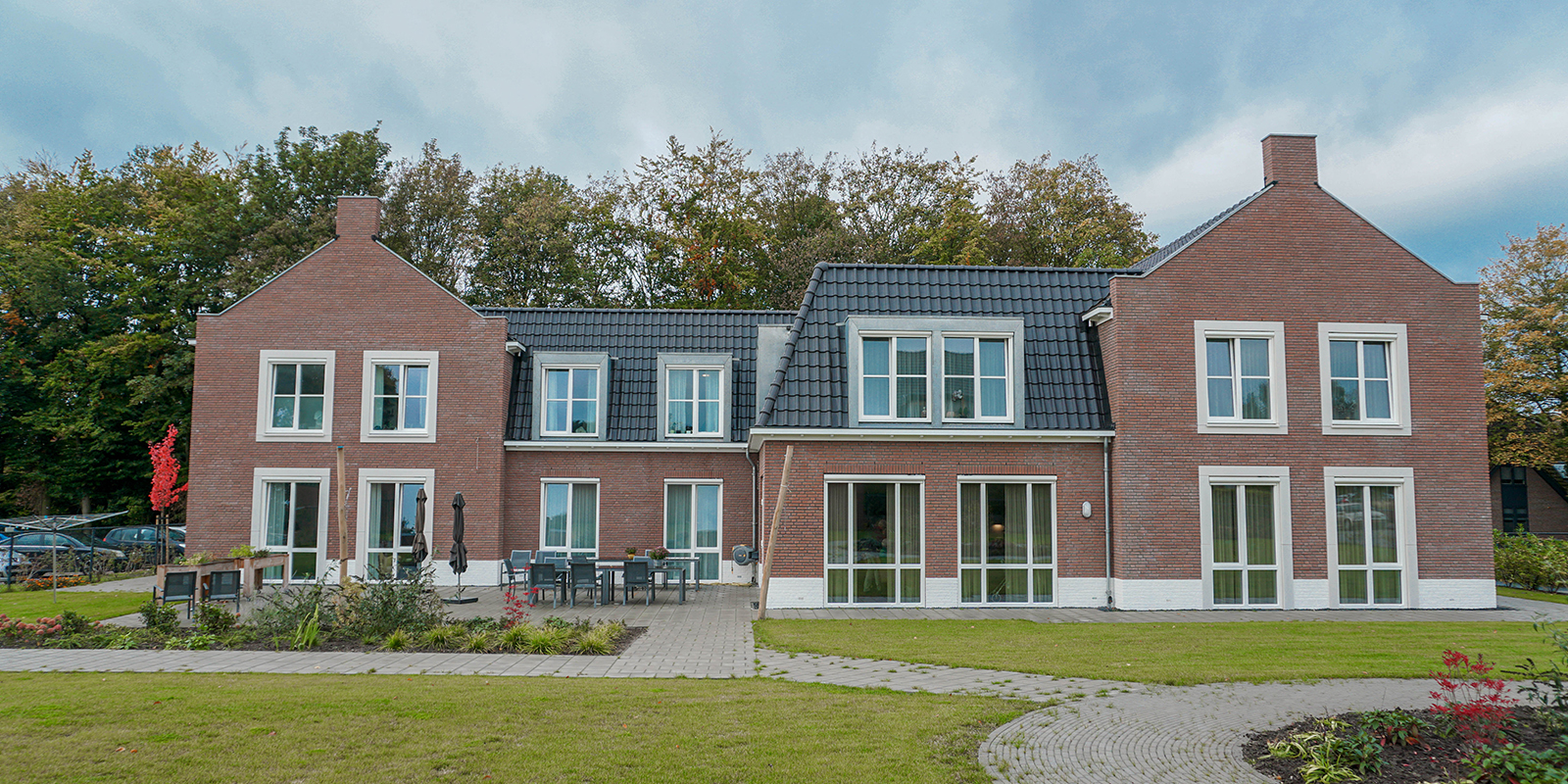 Het Enkhuis in Soest is een kleinschalige en betaalbare woonzorglocatie voor mensen met dementie