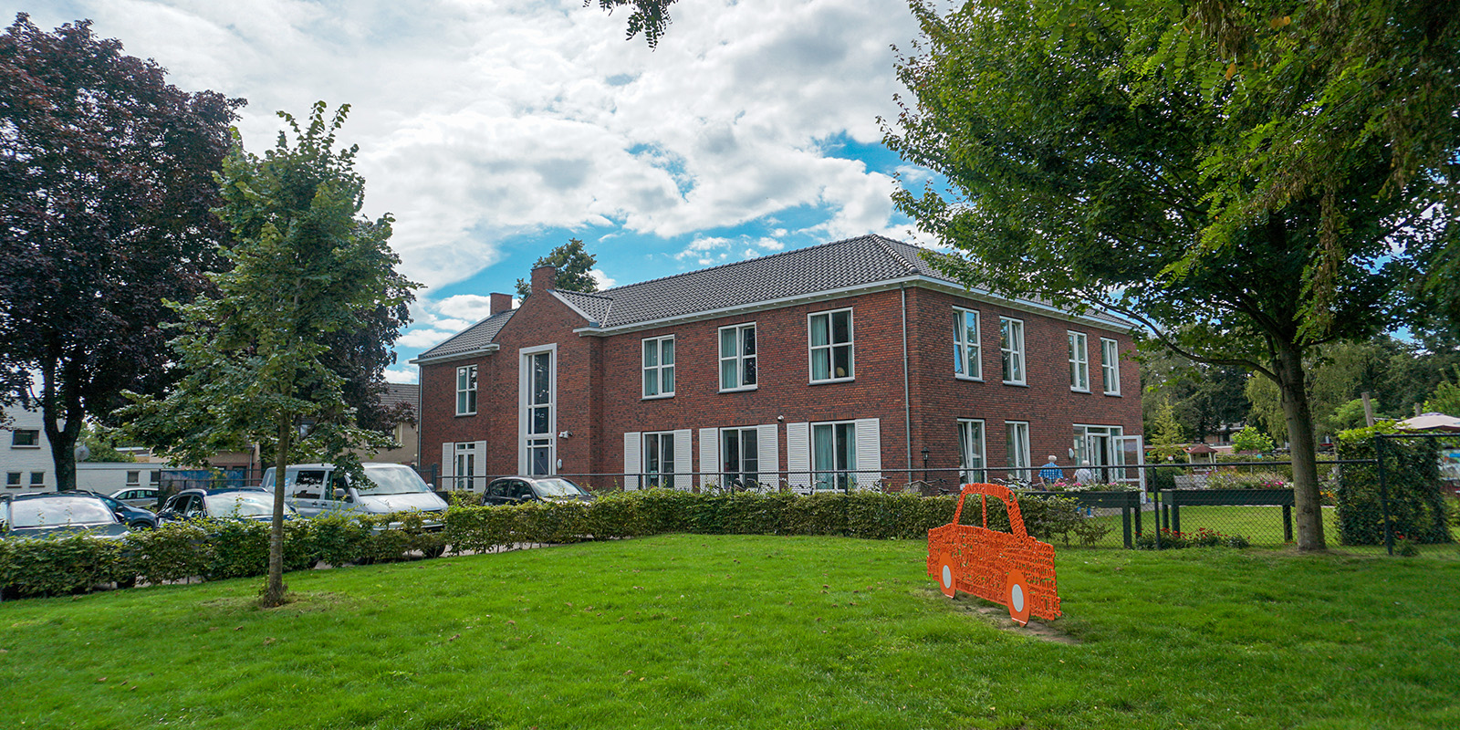 Het Molenveldhuis in Horst is een kleinschalige en betaalbare woonzorglocatie voor mensen met dementie