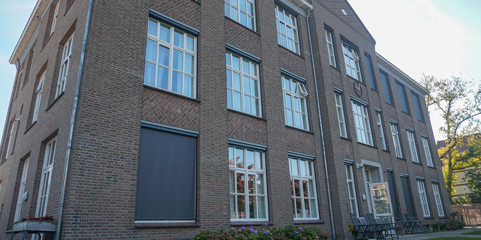 Het Prins Hendrikhuis in Winterswijk is een kleinschalige en betaalbare woonzorglocatie voor mensen met dementie