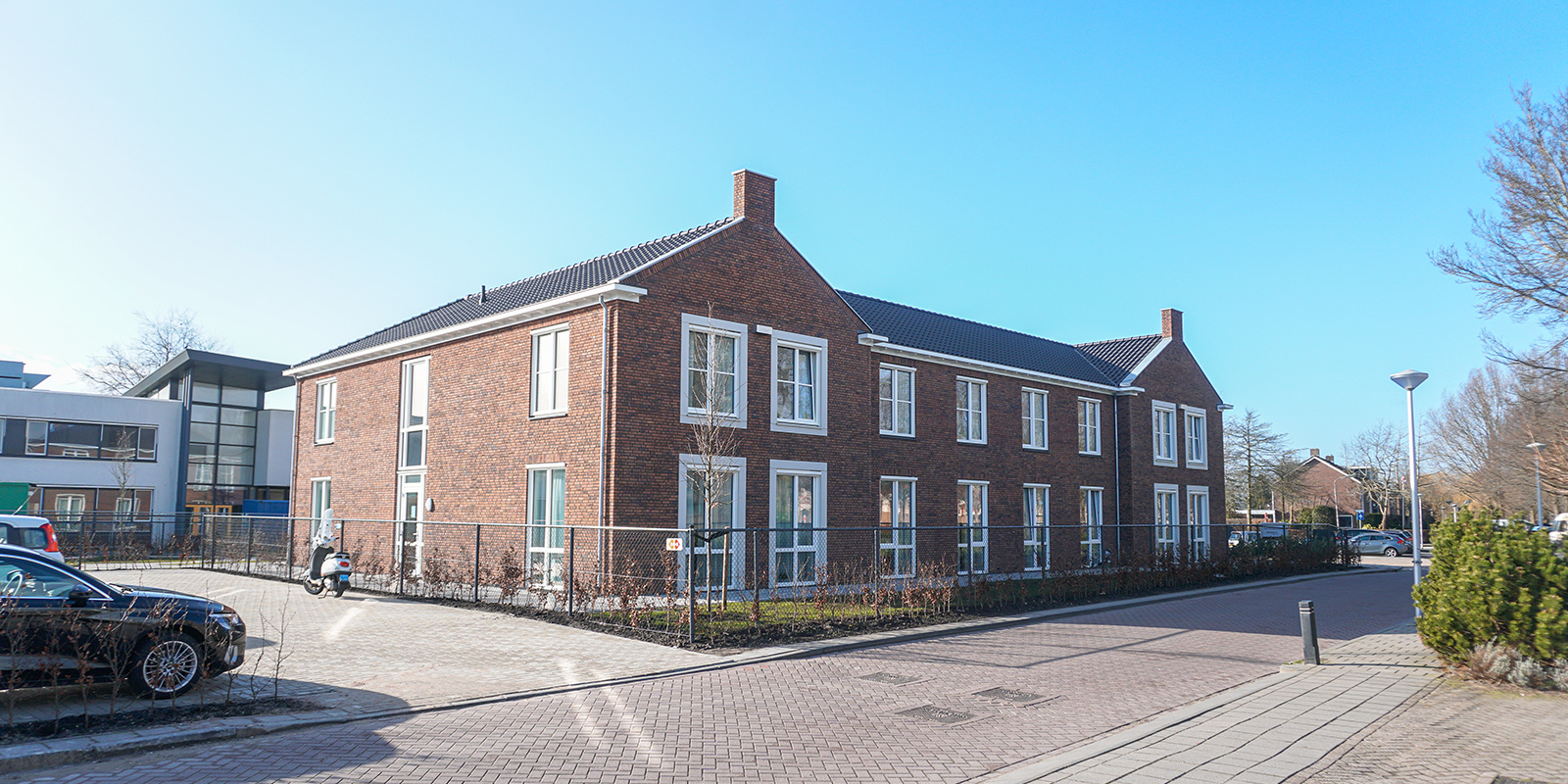 Het Braassemhuis in Roelofarendsveen is een kleinschalige en betaalbare woonzorglocatie voor mensen met dementie