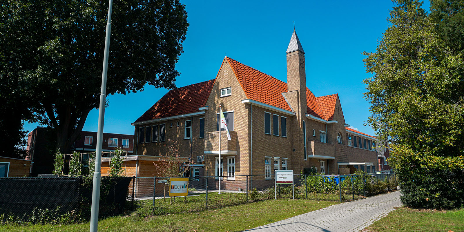 Het Langenlindenhuis in Boxtel is een kleinschalige en betaalbare woonzorglocatie voor mensen met dementie