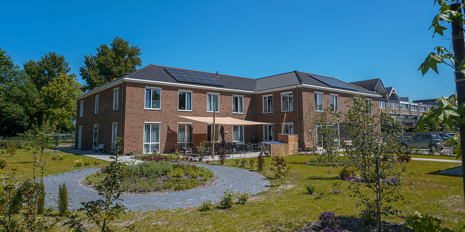 Het Snijdelhuis in Boskoop is een kleinschalige en betaalbare woonzorglocatie voor mensen met dementie